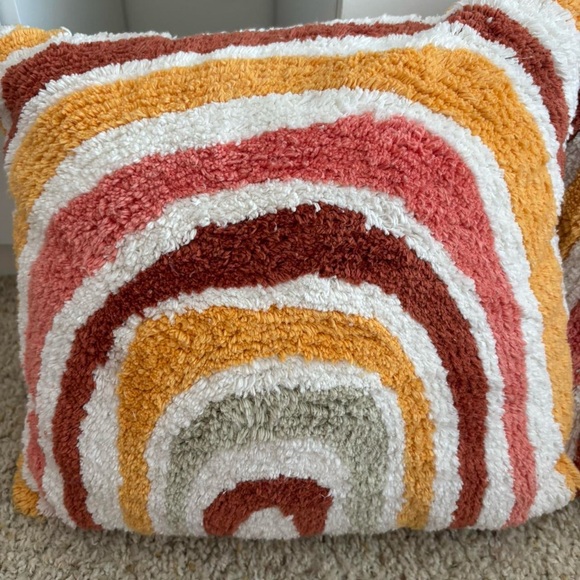 Urban Outfitters Striped Throw Pillow Set - Picture 2 of 5